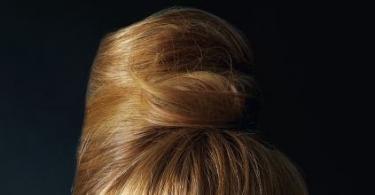 Модная ретро — прическа бабетта для волос: варианты укладок с фото на каждый день и на торжество Бабетта на короткие волосы
