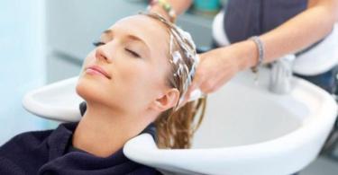 Какие процедуры для волос действительно работают Салонные процедуры для утолщения волос